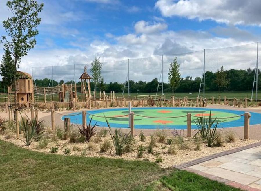 kids outdoor play area at Appletree Holiday Park