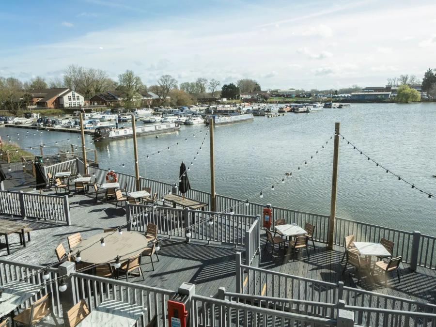 looking out at the marina at Billing Aquadrome