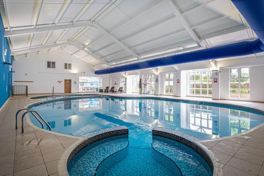 the indoor swimming pool at Brynteg Holiday Park in Gwynedd, Wlaes