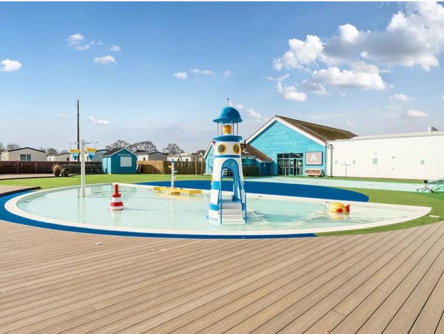 outdoor wet play area at Hayling Island Holiday Park