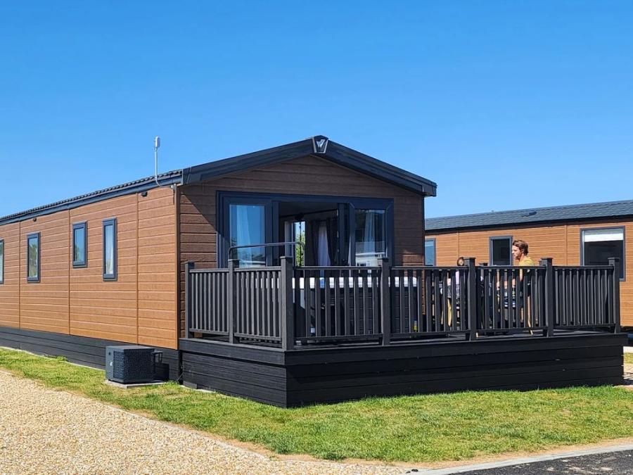 luxury caravan holidays at Hayling Island Holiday Park
