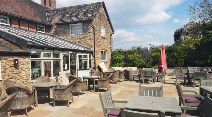 Malvern View Holiday Park bar and restaurant
