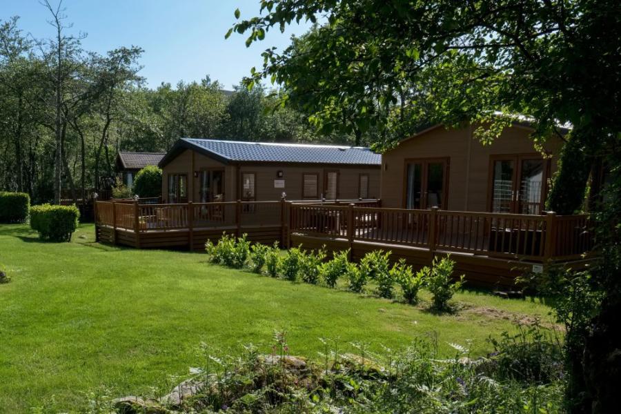 luxury lodges on site at Malvern View Holiday Park