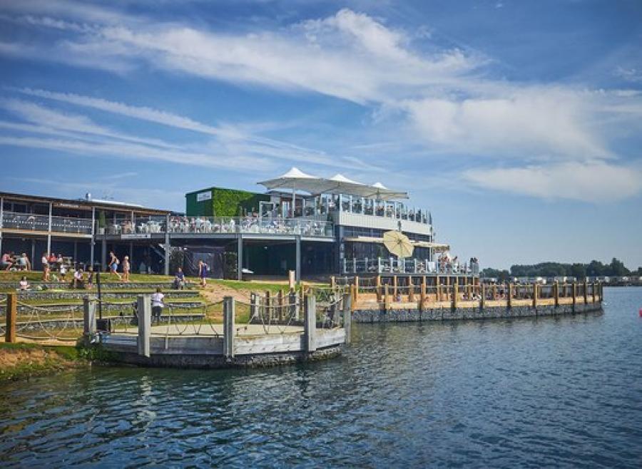 the main entertainment area at Tattershall Lakes Country Park