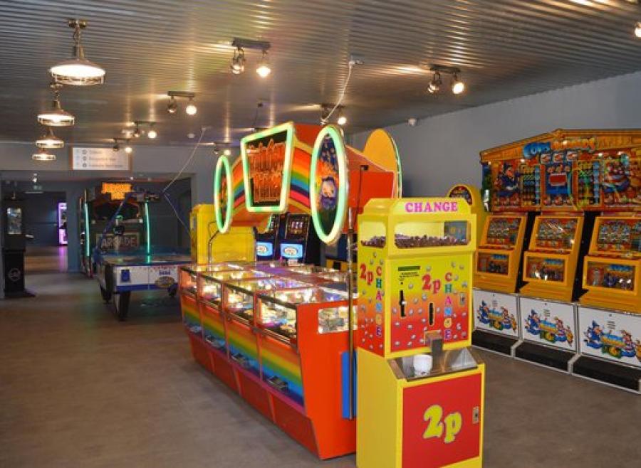 the amusement arcade at Tattershall Lakes Country Park