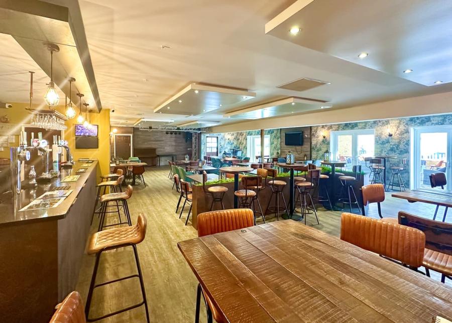 bar at calloose holiday park 