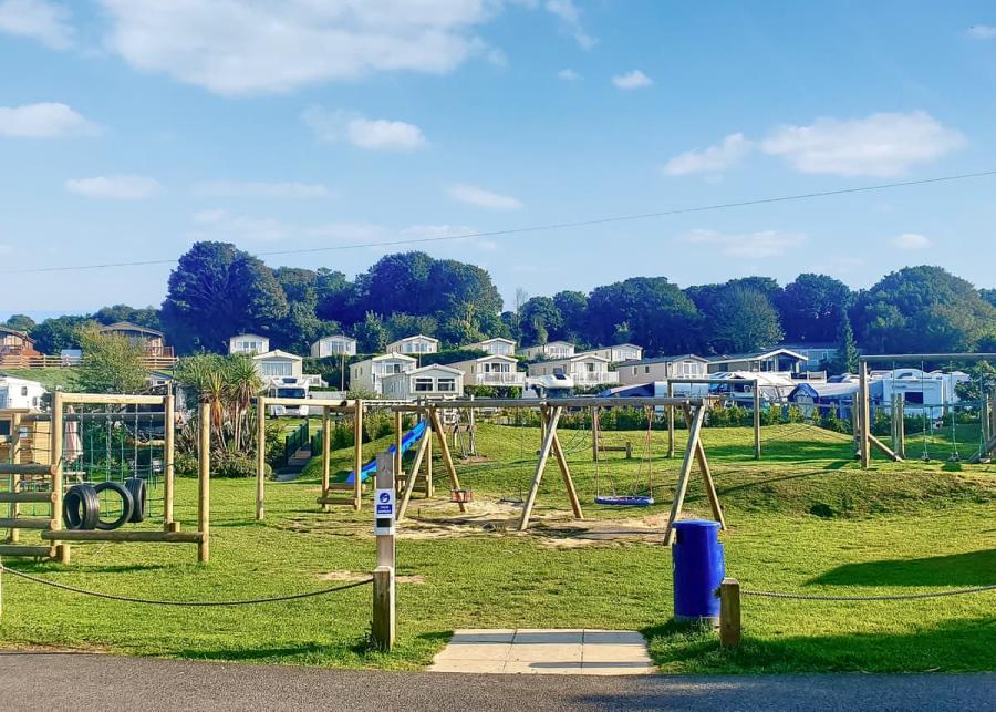 adventure playground calloose holiday park cornwall