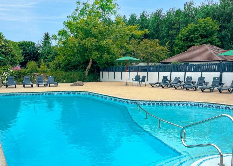 swimming pool at cornish meadows holiday park near hayle