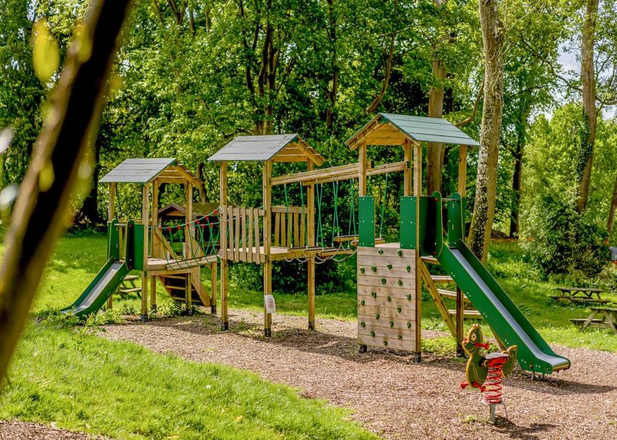 adventure playground at crowhurst holiday park