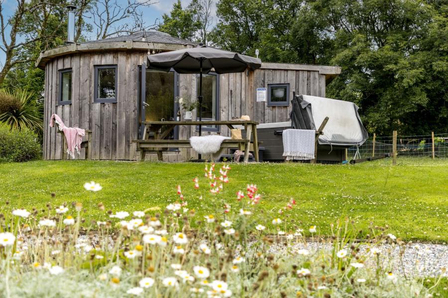 glamping lodges, east thorne retreat, bude, north cornwall