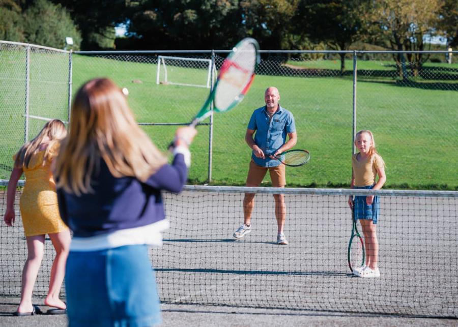 tennis at Golden Coast Holiday Park