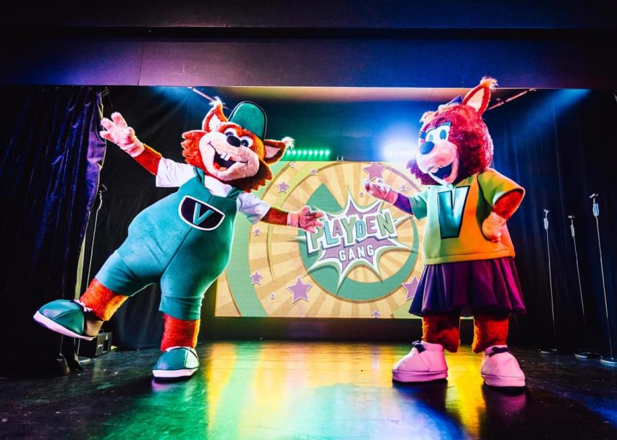 evening family entertainment at Golden Coast Holiday Park