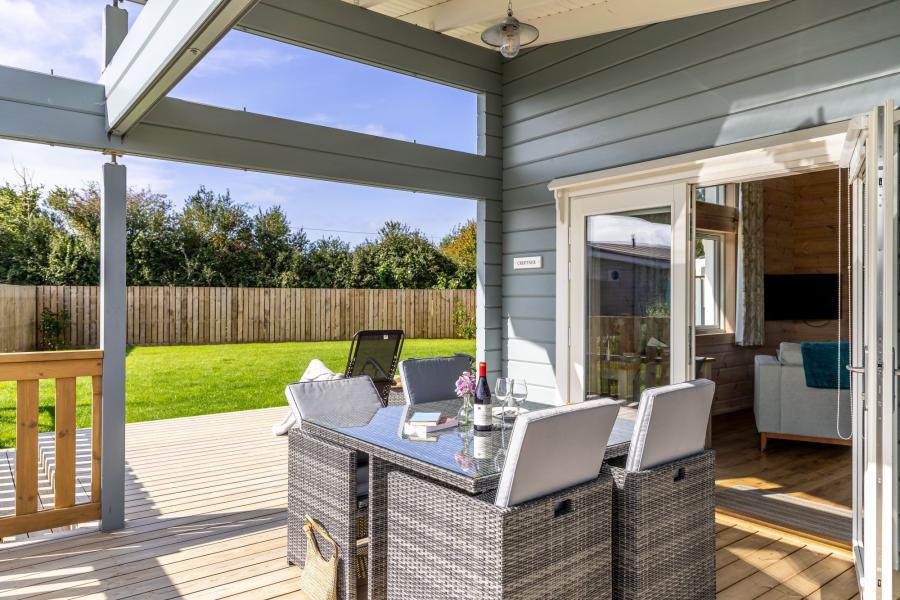 outdoor seating area, luxury lodges, north devon