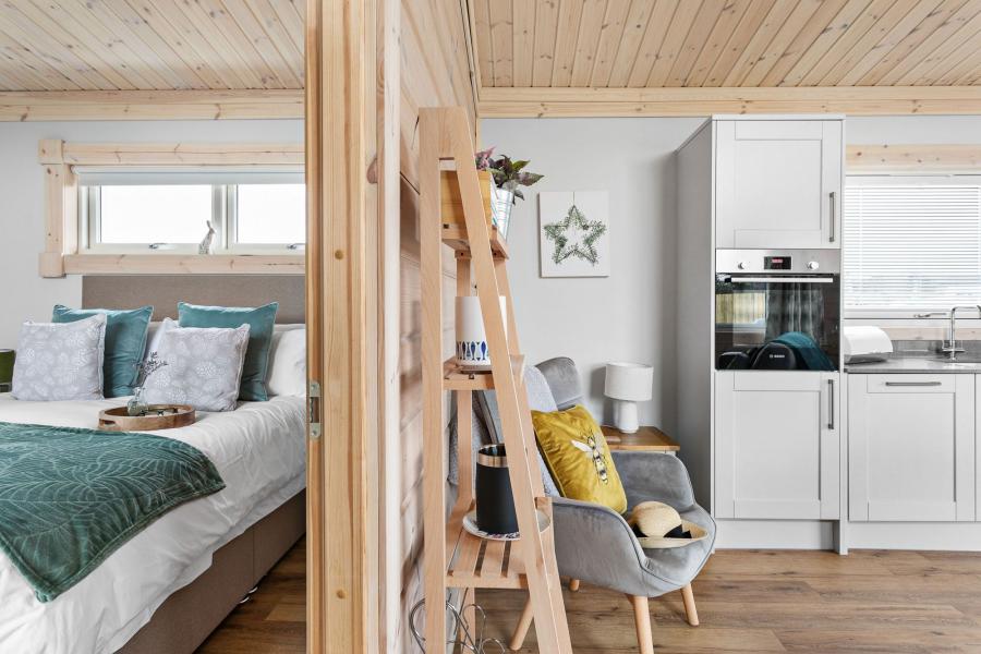 one bedroom luxury lodges, devon