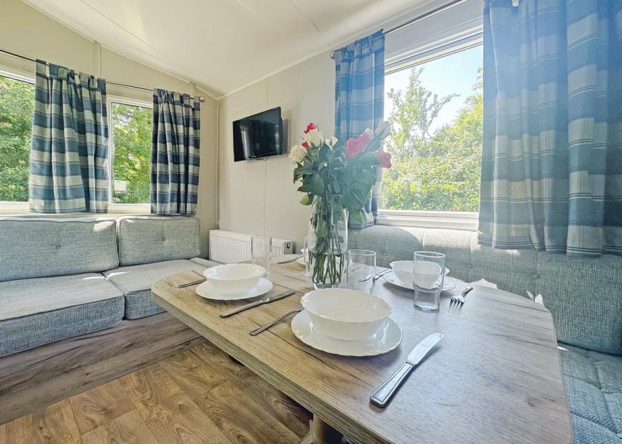 caravan holidays at hendra cornwall