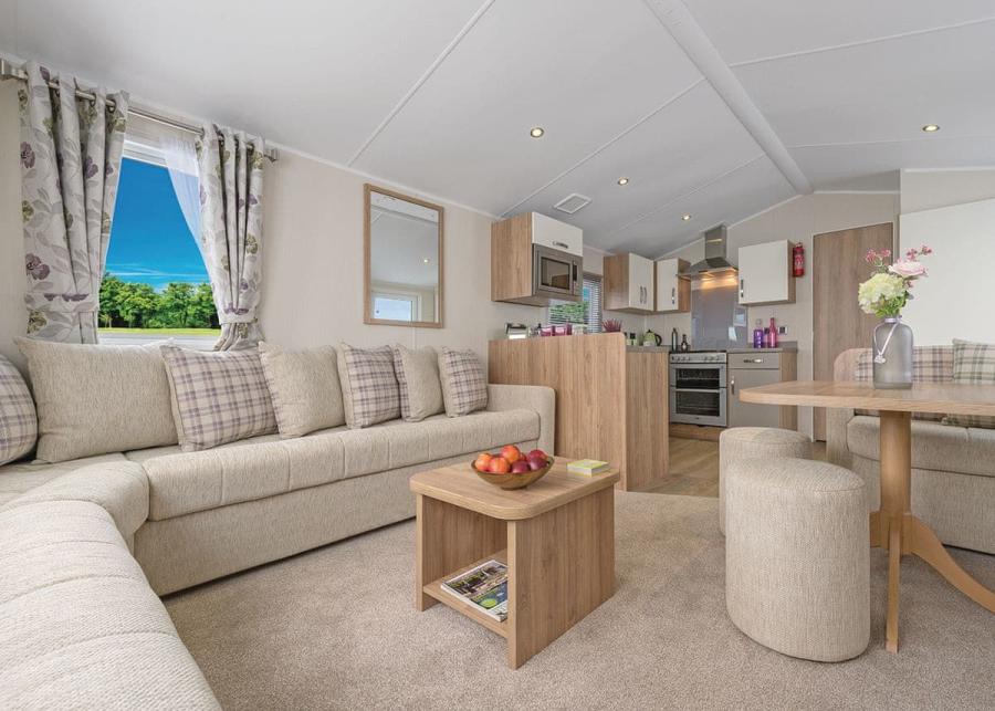 luxury caravans and lodges at Lady’s Mile Holiday Park