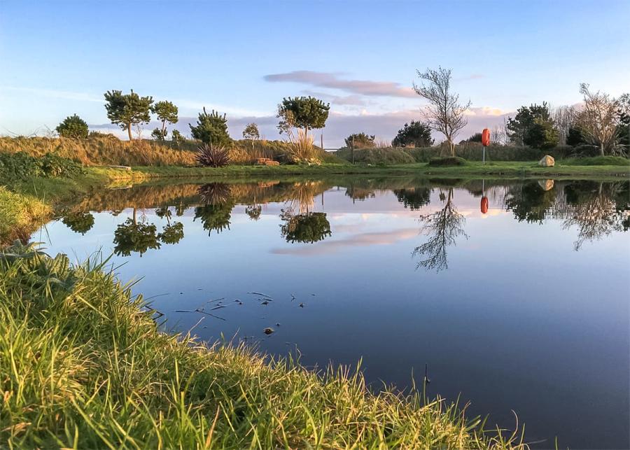 lake at monkey tree holiday park 