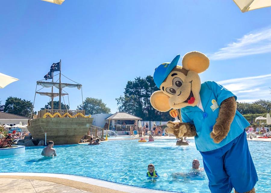 family fun at the outdoor pool newquay