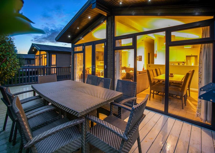 private decking area at mullion cove cornwall