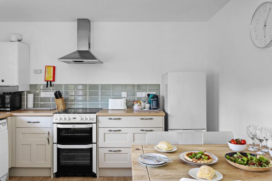modern kitchen at redlake farm luxury lodge