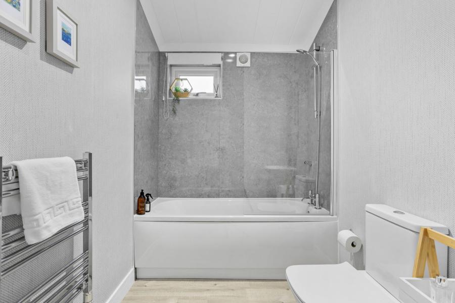 large contemporary bath in an exclusive lodge, devon