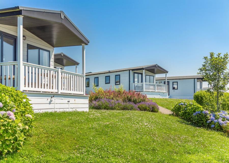 luxury caravan holiday near bude cornwall