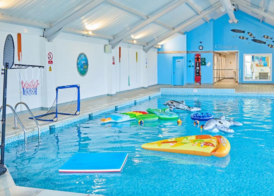 indoor pool at sandymouth near bude