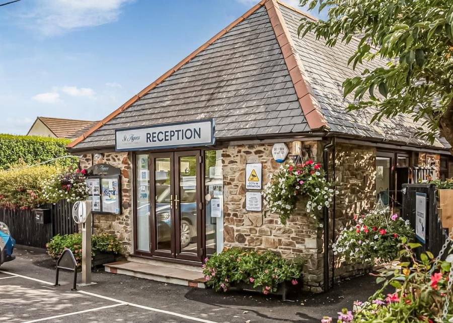 st agnes holiday park reception