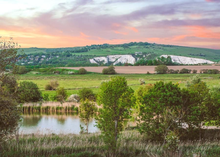 swanborough lakes luxury lodges in east sussex