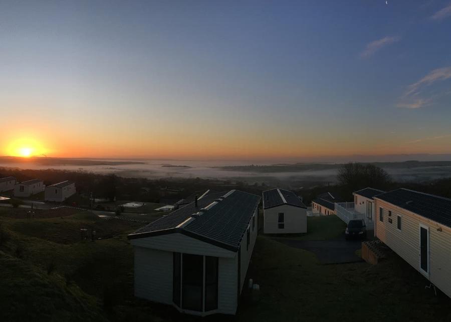 luxury caravans in a spectacular location in Cornwall