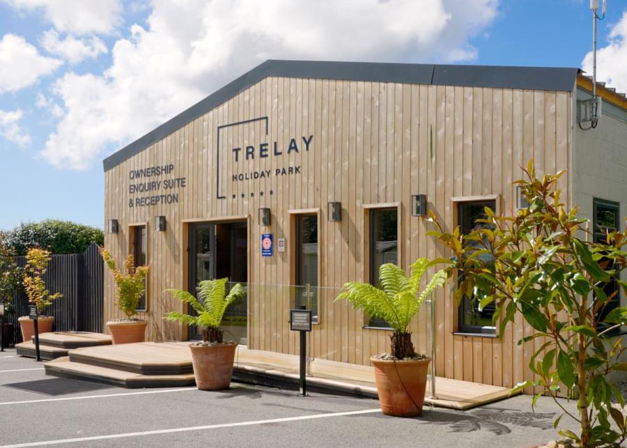 trelay hideaway holiday park reception near looe in cornwall 