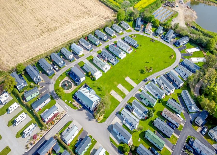 static caravans at trelay holiday park near looe