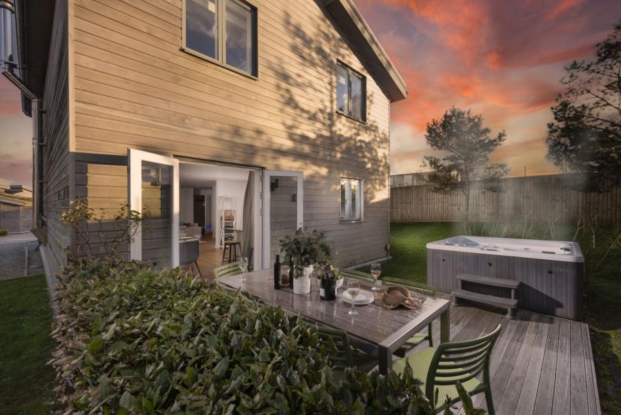 exterior luxury lodge at una st ives