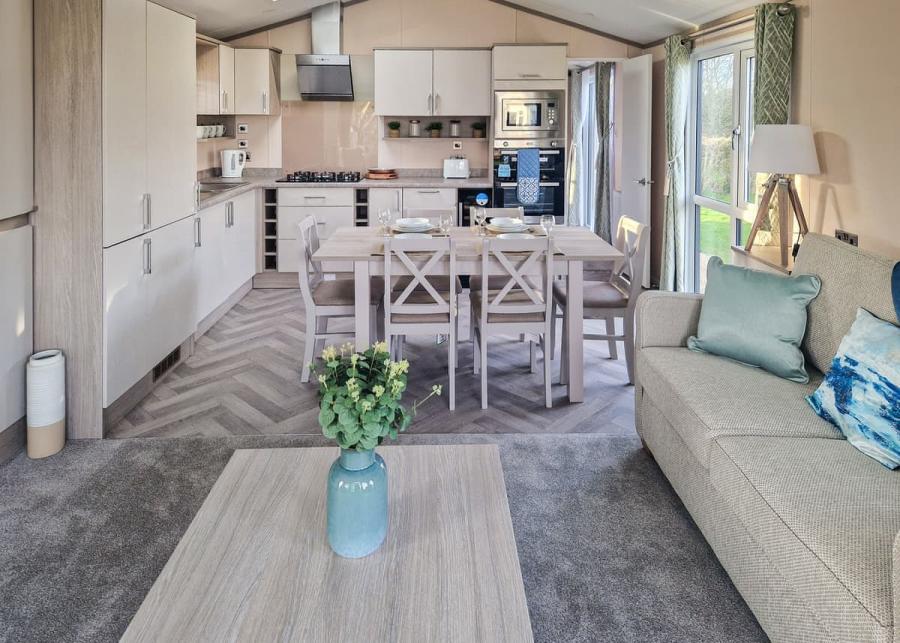 caravan breaks at brightlingsea holiday park in essex neat colchester