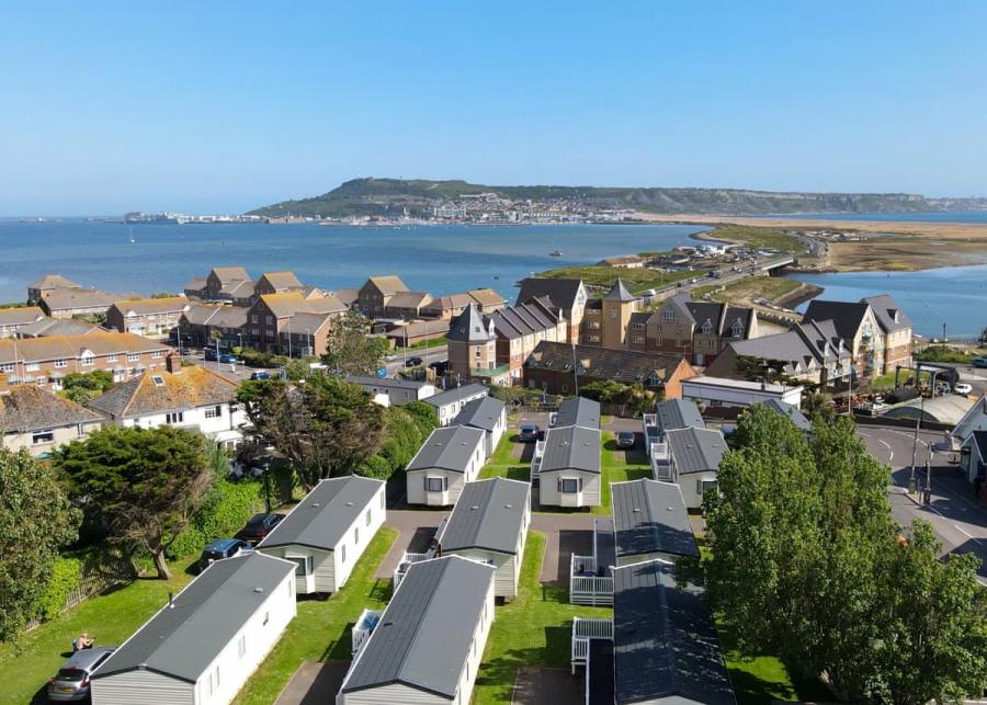 caravan holidays at  chesil beach holiday park weymouth