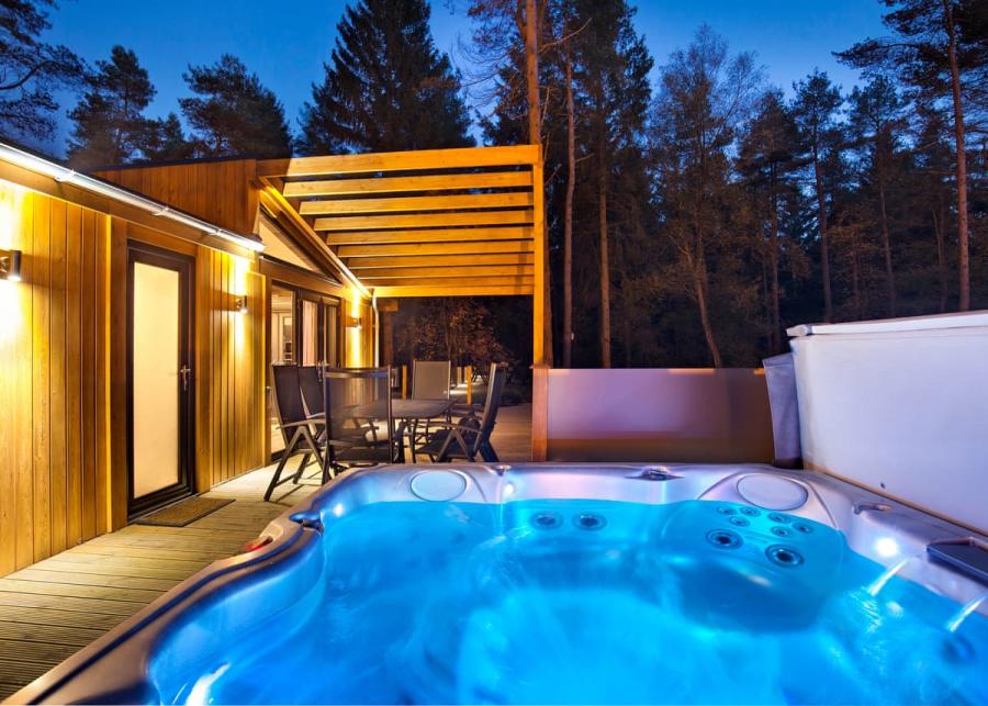 darwins forest lodge park with private hot tubs