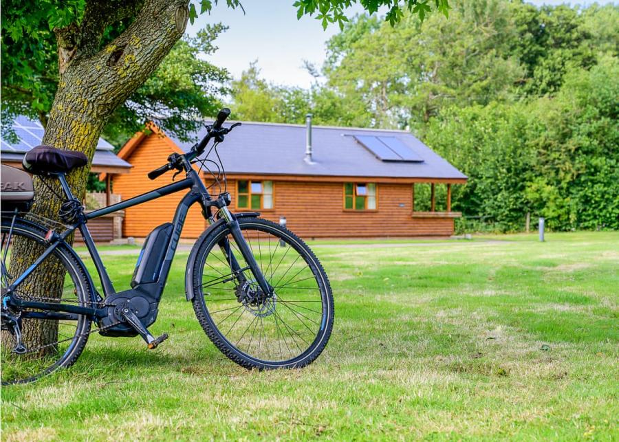 lodge holidays in ford farm lodge park 