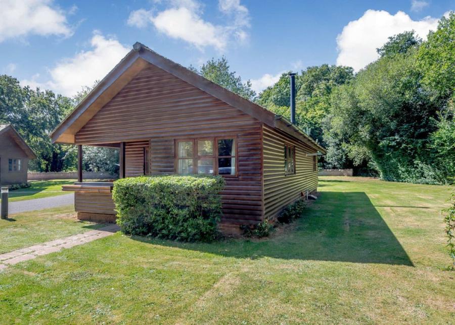 holiday lodges at ford farm lodge park 