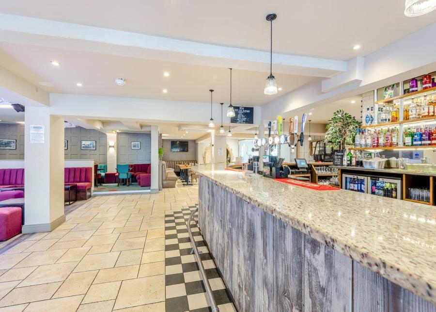 bar at foxhunter holiday park in kent