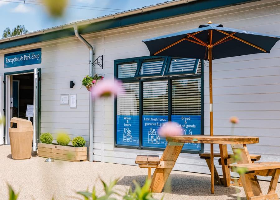 green hill farm holiday village in hampshire near wiltshire