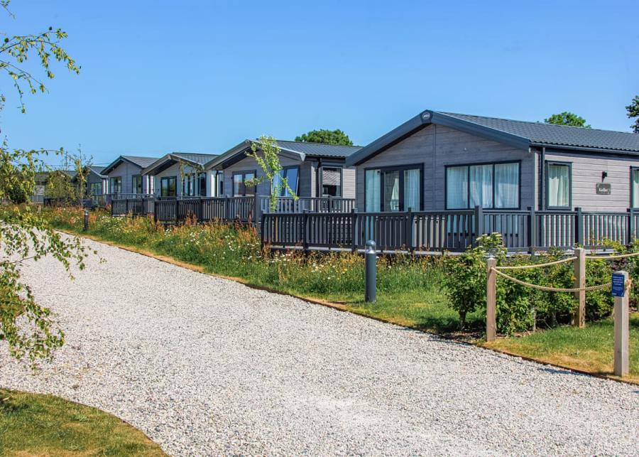 luxury lodges in cornwall near fowey