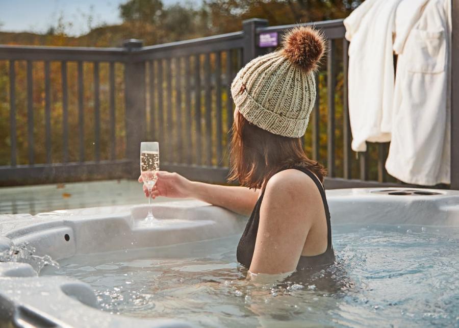 private hot tubs at rivendale lodge retreat in derbyshire