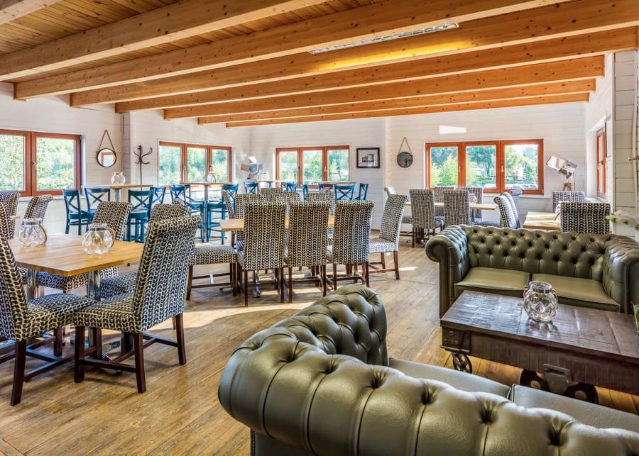 restaurant at royal marina village