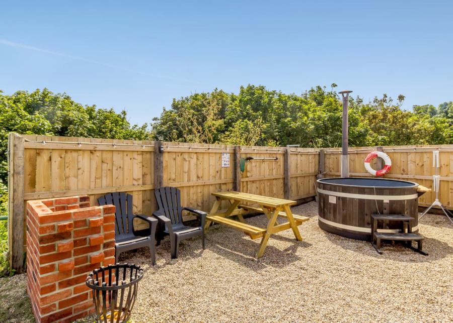 private hot tub breaks sandy park crimdon in durham