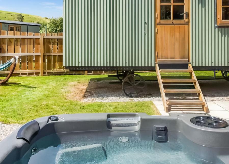 shepherd's hut at sun haven holiday park with hot tub