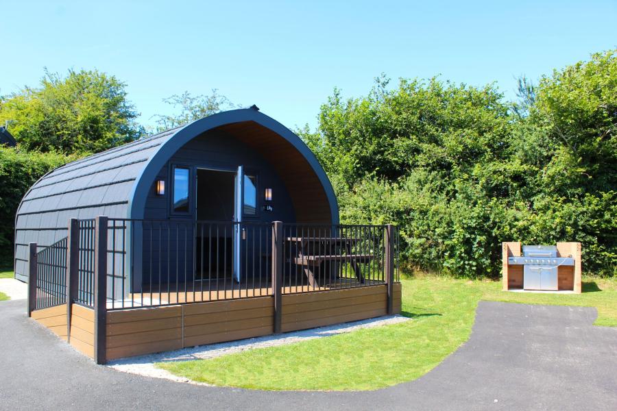 glampin at Woodlands Caravan and Camping in Dartmouth