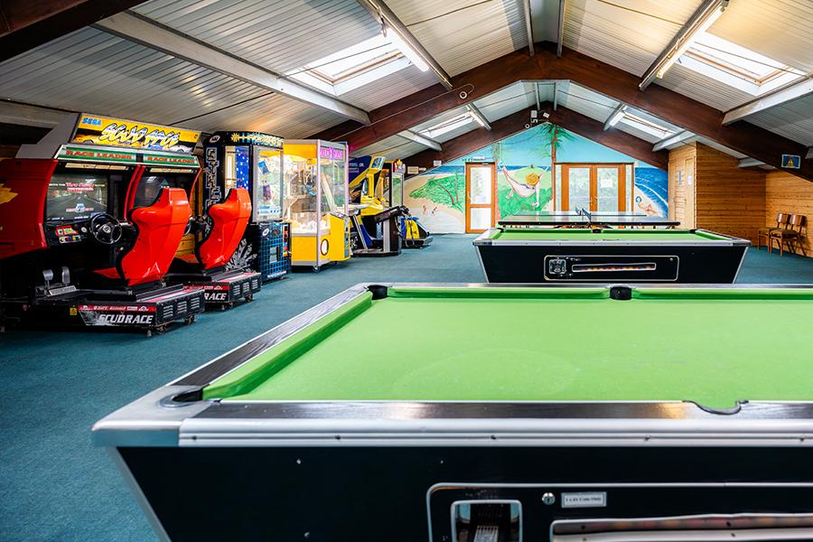 amusements and arcade at Woodlands Caravan and Camping in Dartmouth