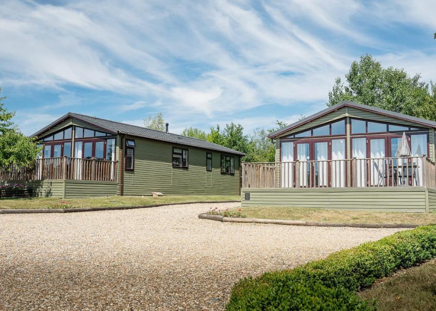 luxury lodges at ashby woulds lodges in derbyshire