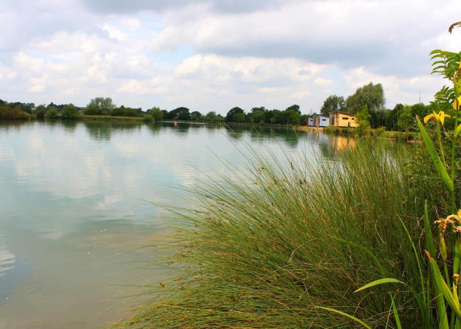 lakes at bosworth lakeside lodges