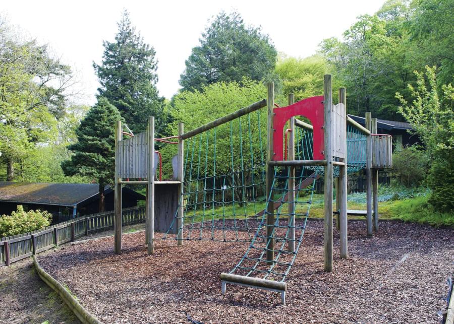 childrens play area at brockwood hall lodges